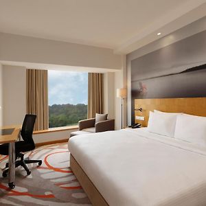 Superior Pool Side Queen Room